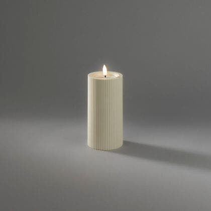 B/O Plastic LED candle outd.