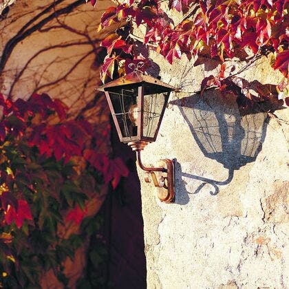 Fenix vägglykta upp E27 koppar