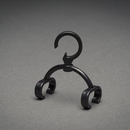 Hanger light set w thick cable